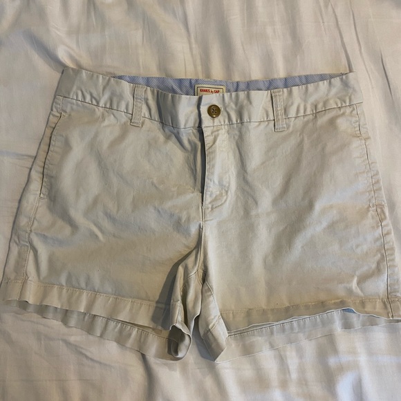 GAP Pants - Gap khaki shorts